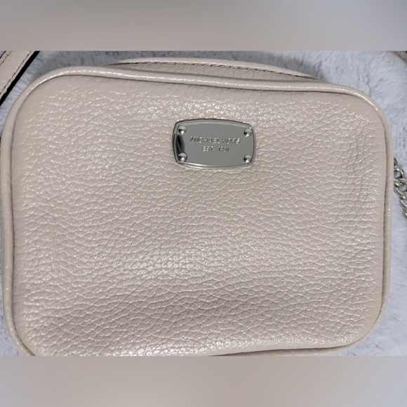 Michael Kors crossbody bag - Picture 1 of 7